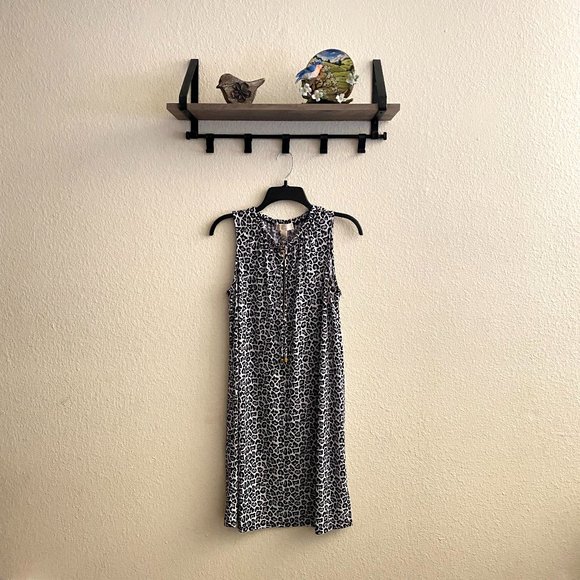 MICHAEL Michael Kors Dresses & Skirts - Michael Kors sz:M Black White Leopard Animal Print Sleeveless Zip Dress